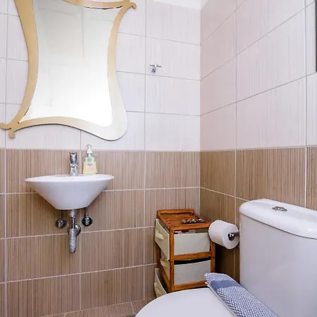 Michalis Studio סודה